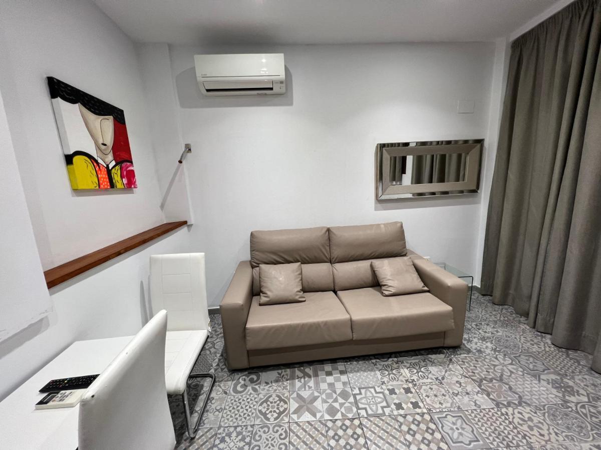 Apartamentos Royal Urban Гранада Экстерьер фото