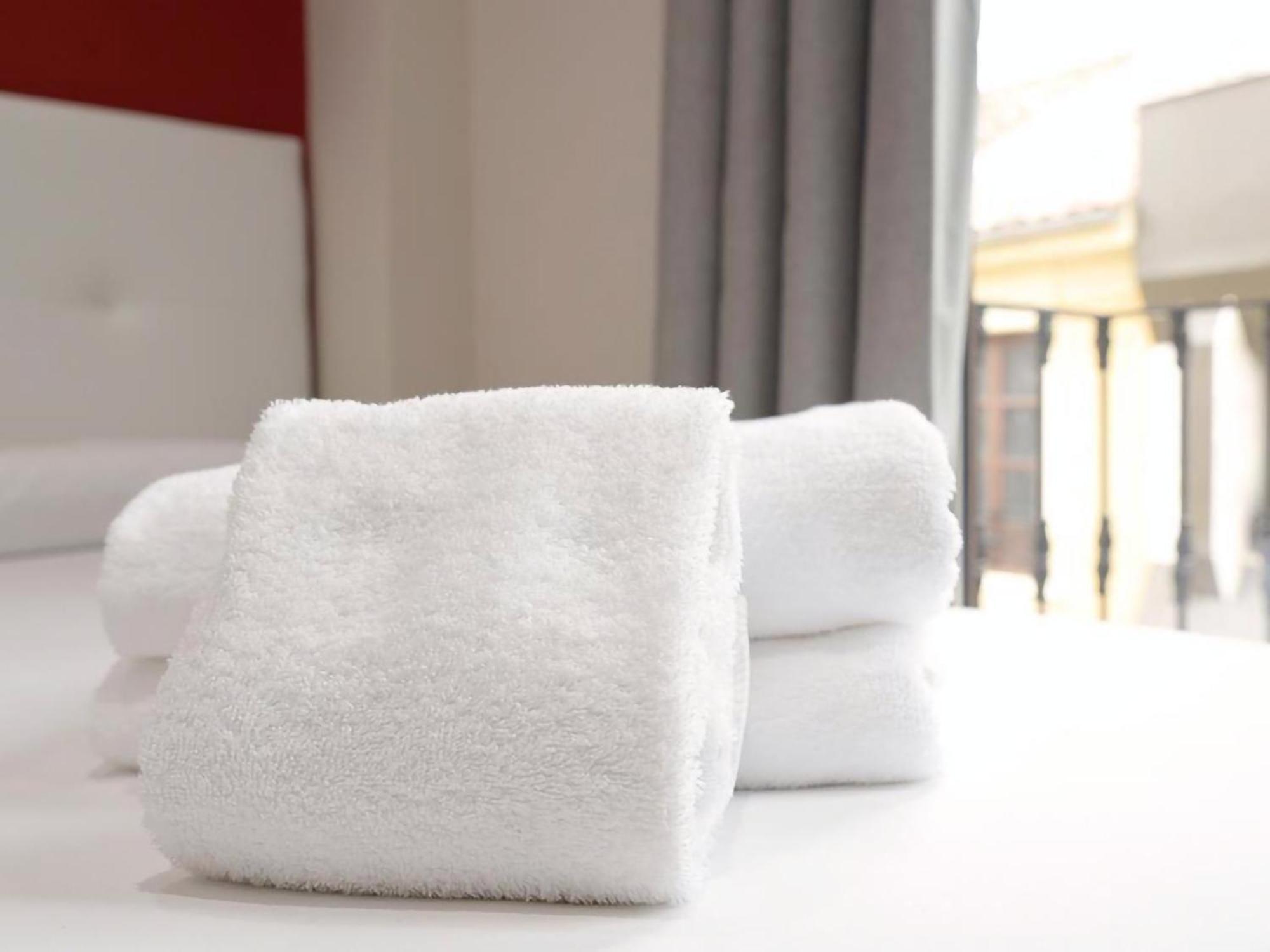 Apartamentos Royal Urban Гранада Экстерьер фото